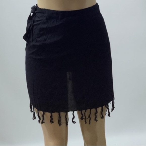 Zuliana 100% Rayon Beach Cover Up Skirt Size Small New With Tags. - Picture 1 of 3